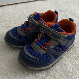 Baby Boy Sz 6 StrideRite 360 Sneakers
